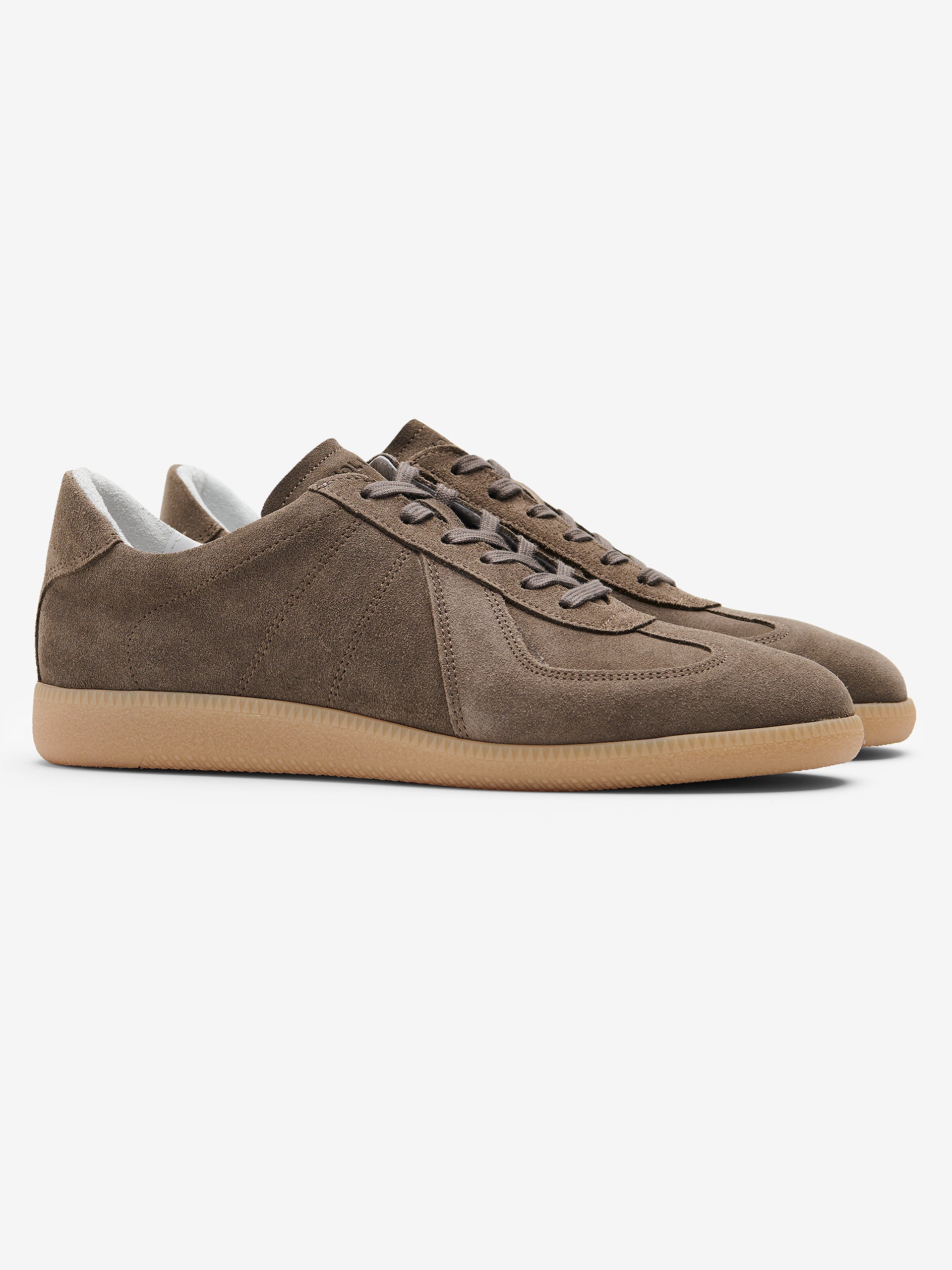 Carson Suede FW01002-BRW