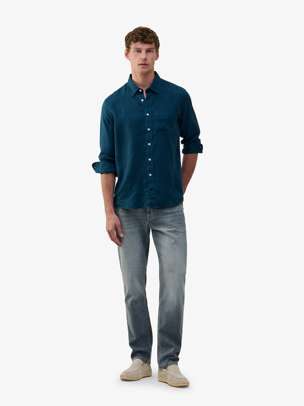 SH01022-BLU_OnModel_99.jpg